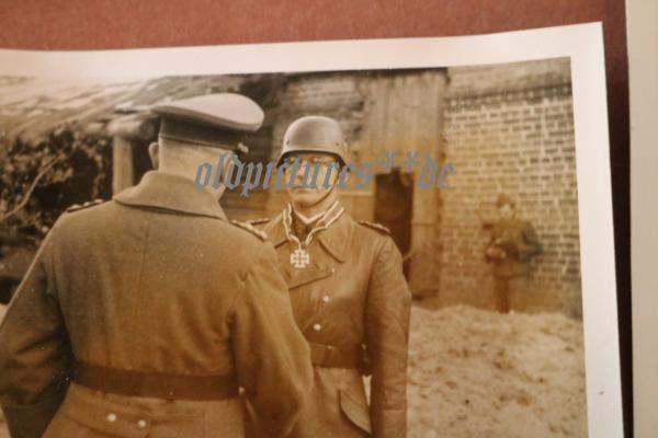 vier original Fotos Ritterkreuzverleihung Dr. phil. Hans Speidel 1944